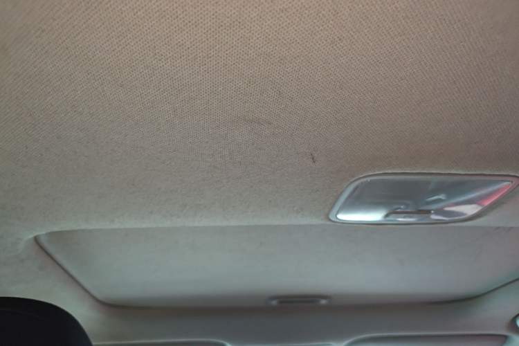 Used Kia K3 2013 1.6L Automatic GLS Headliner