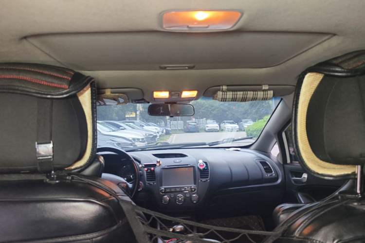 Used Kia K3 2013 1.6L Automatic GLS Headliner