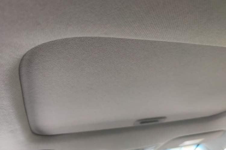 Used Kia K3 2013 1.6L Automatic DLX Headliner