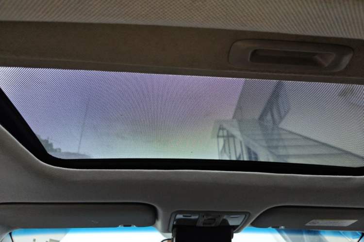 Used Kia K3 2013 1.6L Manual GLS Headliner