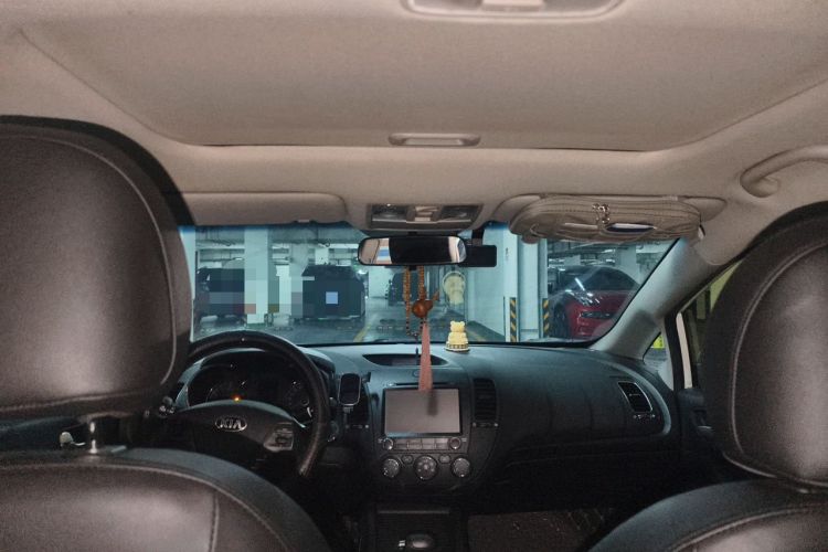 Used Kia K3 2013 1.6L Automatic GLS Headliner