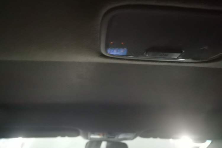 Used Kia K3 2013 1.6L Manual GLS Headliner