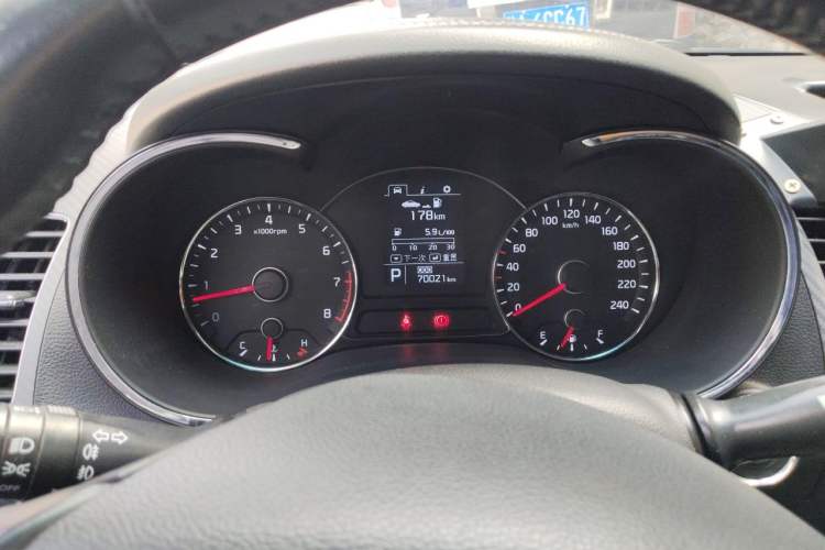 Used Kia K3 2013 1.6L Automatic GLS Instrument Cluster