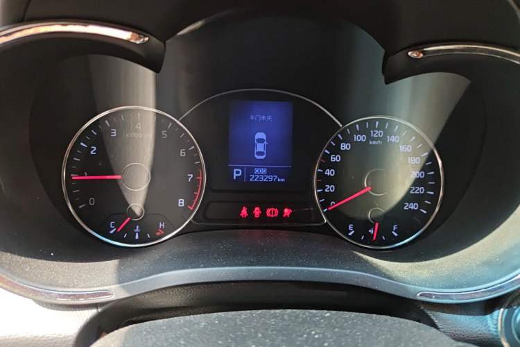 Used Kia K3 2013 1.6L Automatic GLS Instrument Cluster