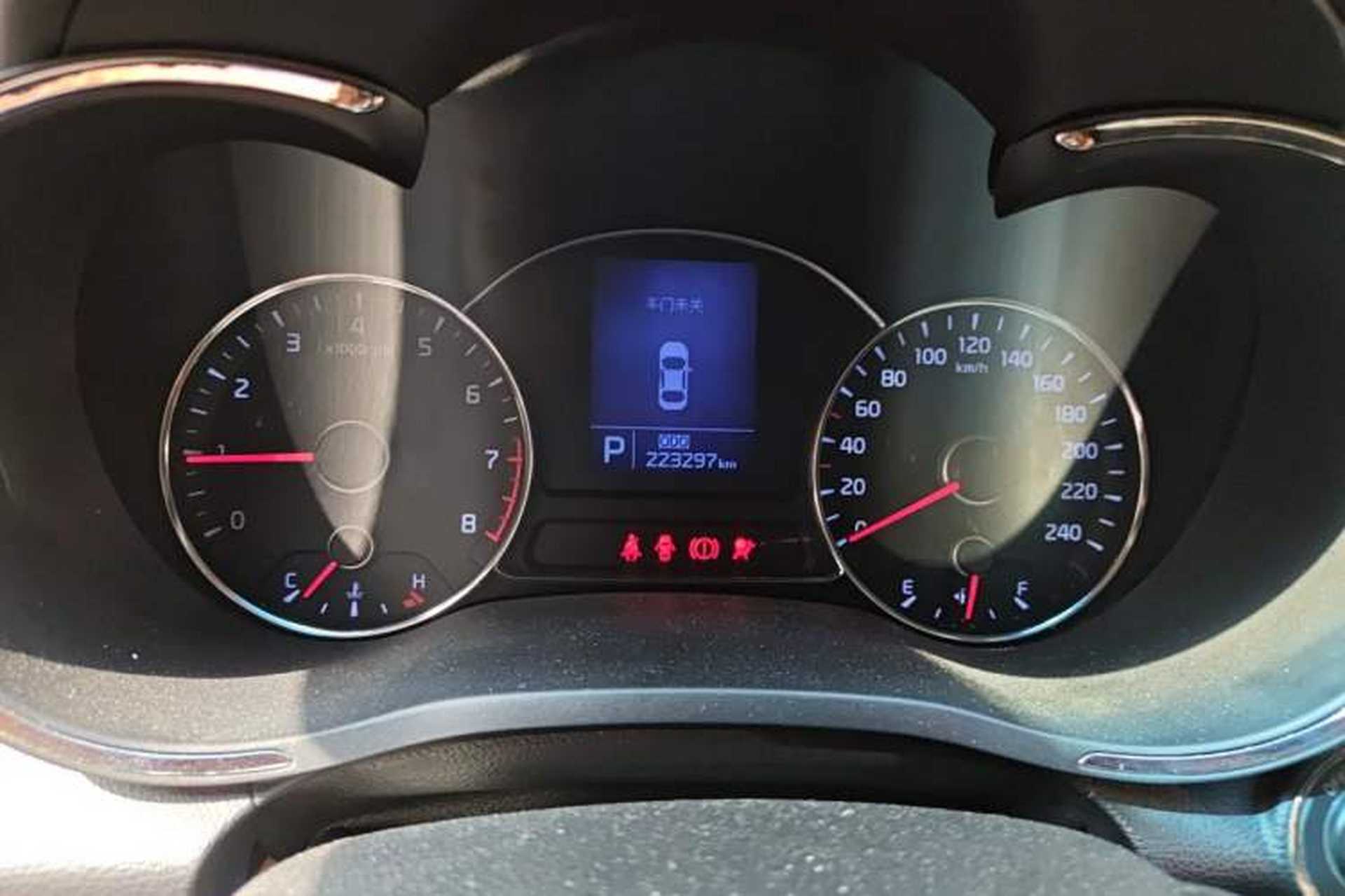 Used Kia K3 2013 1.6L Automatic GLS Instrument Cluster