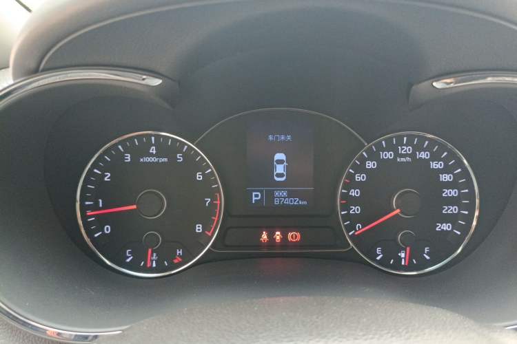 Used Kia K3 2013 1.6L Automatic GLS Instrument Cluster