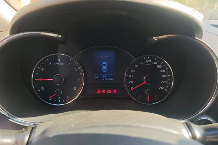 Used Kia K3 2013 1.6L Automatic GLS Instrument Cluster
