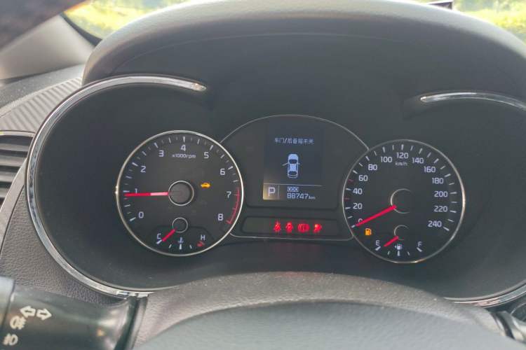 Used Kia K3 2013 1.6L Automatic GLS Instrument Cluster