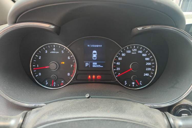 Used Kia K3 2013 1.6L Automatic GLS Instrument Cluster