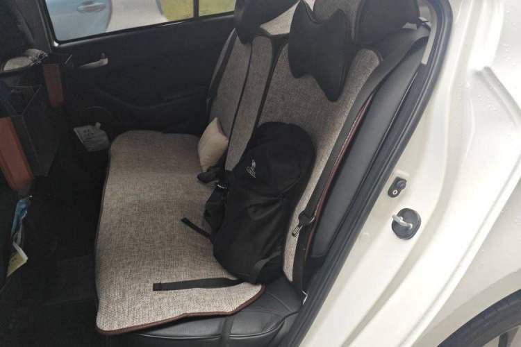 Used Kia K3 2013 1.6L Manual GLS Interior 2