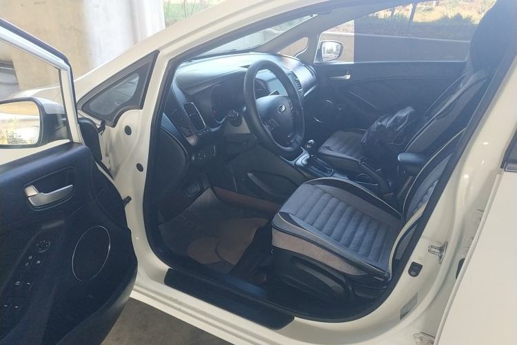 Used Kia K3 2013 1.6L Automatic GLS Interior 3