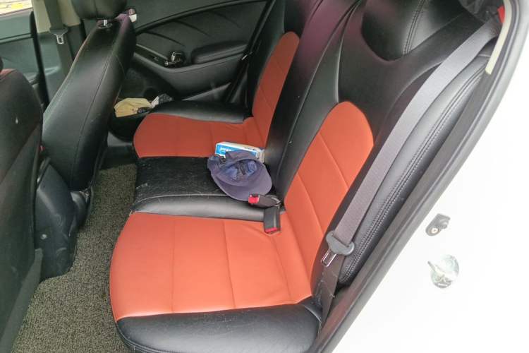 Used Kia K3 2013 1.6L Automatic GL Interior 4