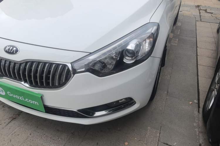 Used Kia K3 2013 1.6L Automatic GLS Left Front Headlight