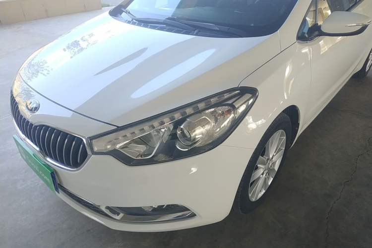 Used Kia K3 2013 1.6L Automatic GLS Left Front Headlight