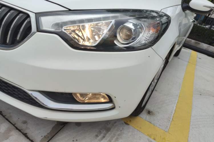 Used Kia K3 2013 1.6L Automatic GLS Left Front Headlight
