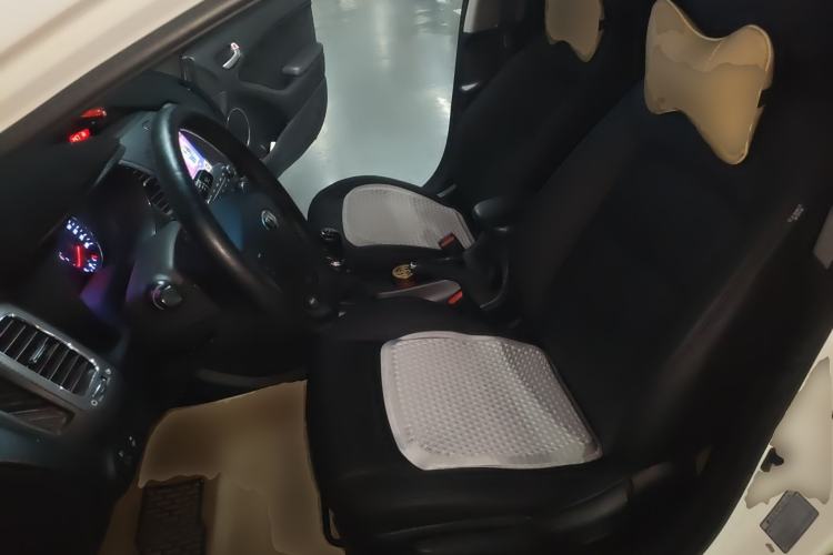 Used Kia K3 2013 1.6L Manual GLS Left Front Seat