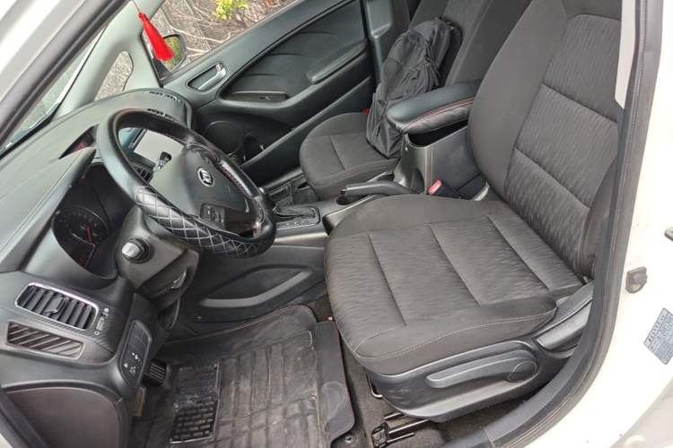 Used Kia K3 2013 1.6L Automatic GLS Left Front Seat
