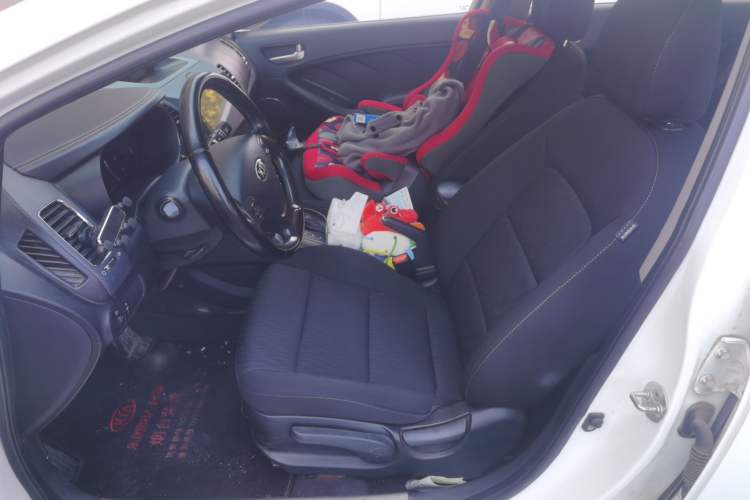 Used Kia K3 2013 1.6L Automatic GLS Left Front Seat