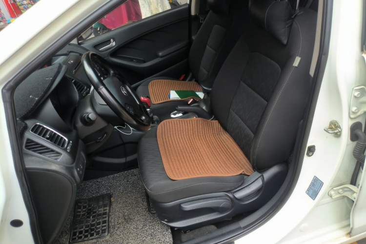 Used Kia K3 2013 1.6L Manual GLS Left Front Seat