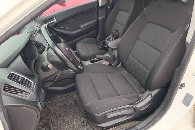 Used Kia K3 2013 1.6L Manual GLS Left Front Seat