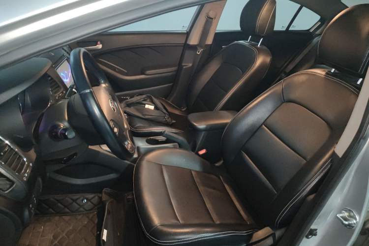 Used Kia K3 2013 1.6L Manual GLS Left Front Seat