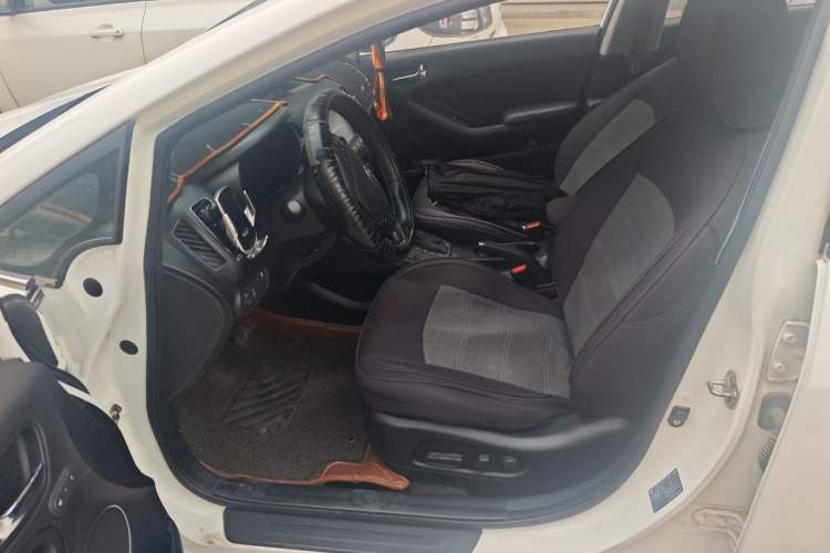 Used Kia K3 2013 1.6L Automatic Premium Left Front Seat
