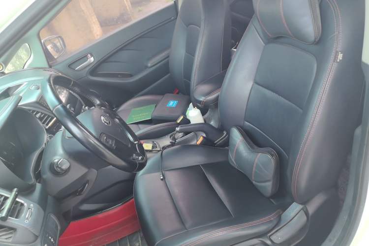 Used Kia K3 2013 1.6L Automatic GLS Left Front Seat