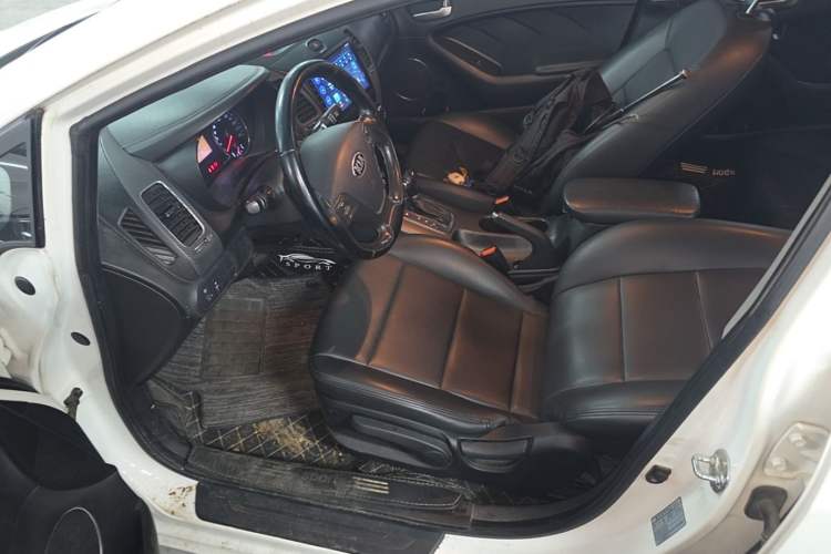 Used Kia K3 2013 1.6L Automatic GLS Left Front Seat