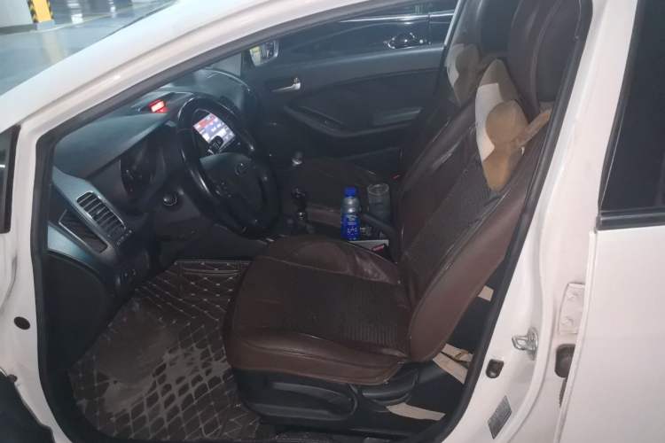 Used Kia K3 2013 1.6L Manual GLS Left Front Seat