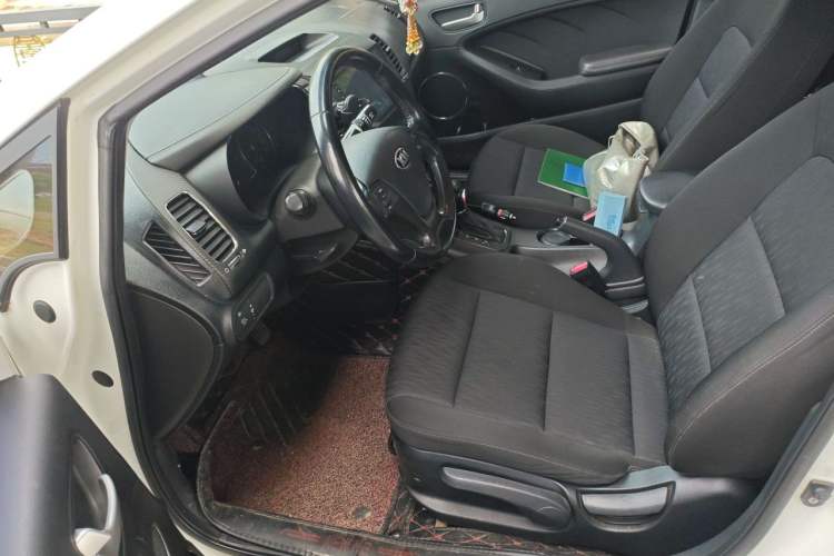 Used Kia K3 2013 1.6L Automatic GLS Left Front Seat