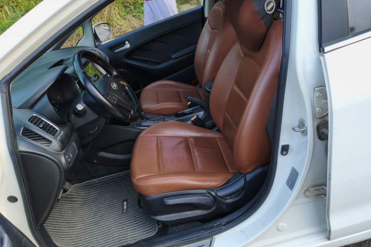 Used Kia K3 2013 1.6L Automatic GLS Left Front Seat