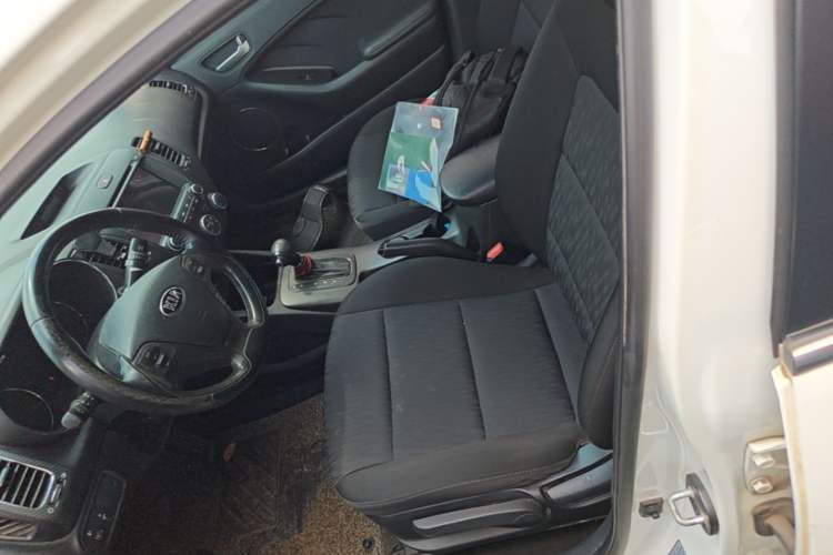 Used Kia K3 2013 1.6L Automatic GLS Left Front Seat