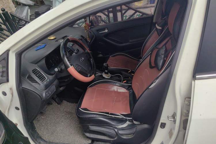 Used Kia K3 2013 1.6L Manual GLS Left Front Seat