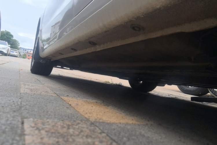Used Kia K3 2013 1.6L Automatic GLS Left Side Sill