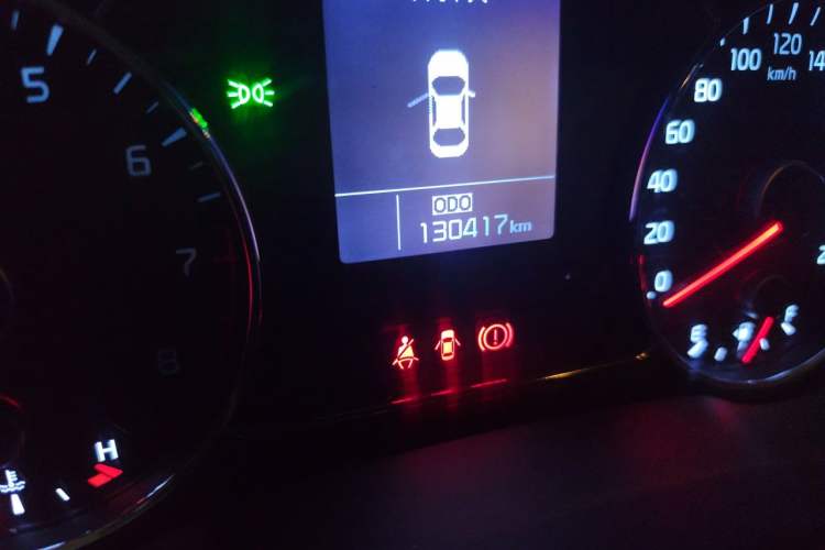 Used Kia K3 2013 1.6L Manual GLS Odometer Close Up