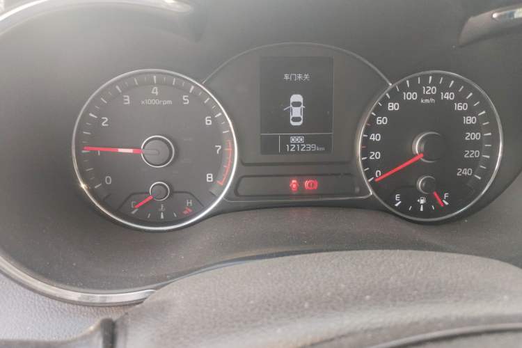 Used Kia K3 2013 1.6L Manual GLS Odometer Close Up
