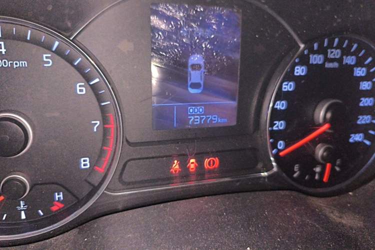 Used Kia K3 2013 1.6L Manual GLS Odometer Close Up