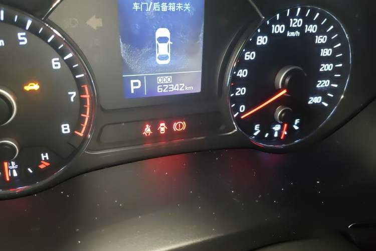Used Kia K3 2013 1.6L Automatic GLS Odometer Close Up