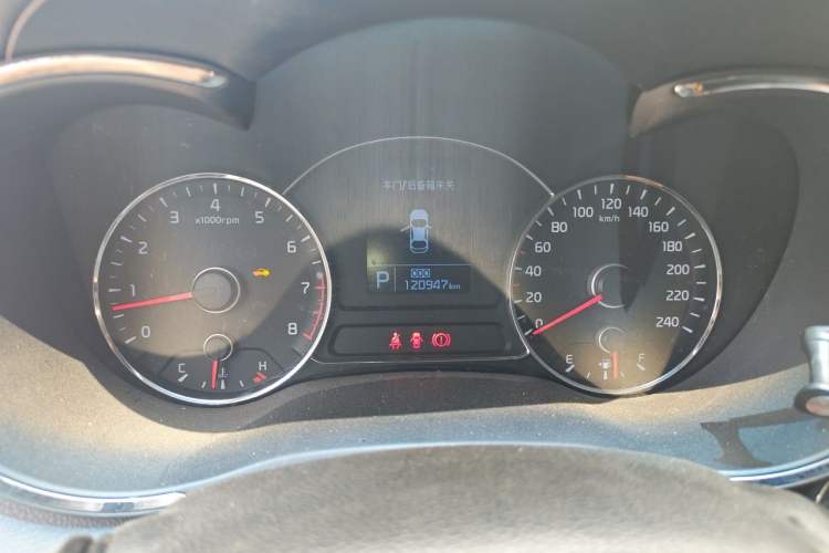 Used Kia K3 2013 1.6L Automatic GLS Odometer Close Up
