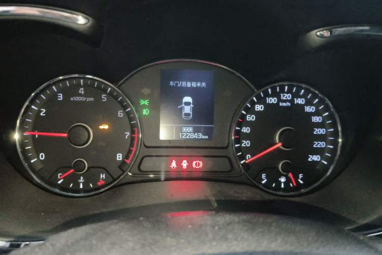 Used Kia K3 2013 1.6L Manual GLS Odometer Close Up