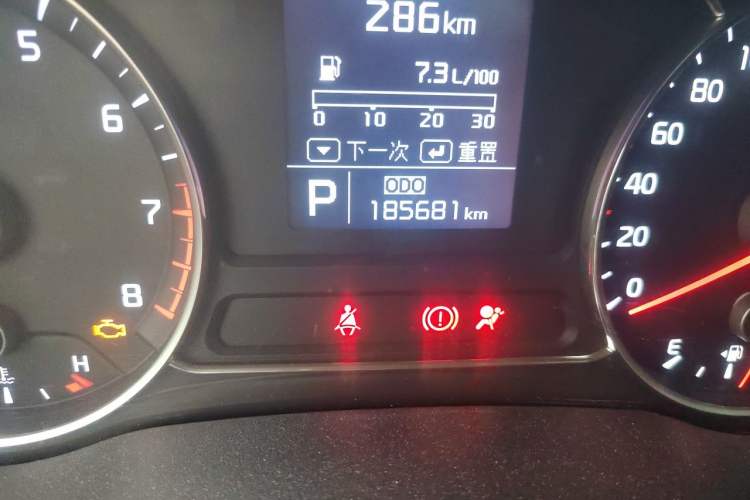 Used Kia K3 2013 1.6L Automatic GLS Odometer Close Up