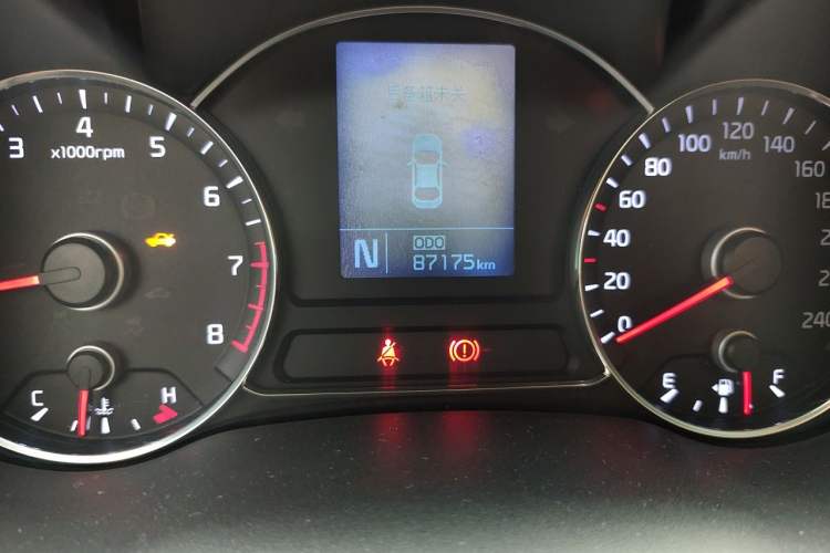 Used Kia K3 2013 1.6L Automatic DLX Odometer Close Up