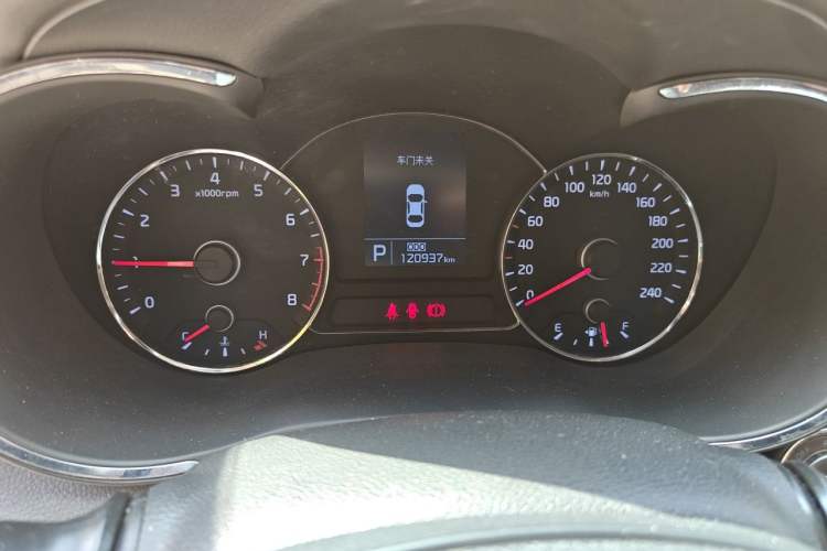 Used Kia K3 2013 1.6L Automatic DLX Odometer Close Up
