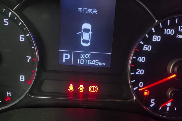 Used Kia K3 2013 1.6L Automatic GLS Odometer Close Up