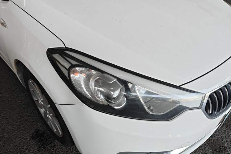 Used Kia K3 2013 1.6L Automatic GL Right Front Headlight