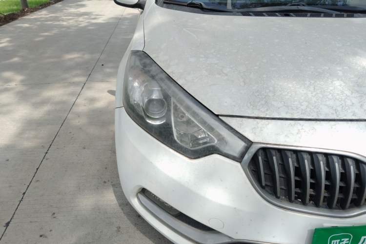 Used Kia K3 2013 1.6L Automatic GLS Right Front Headlight