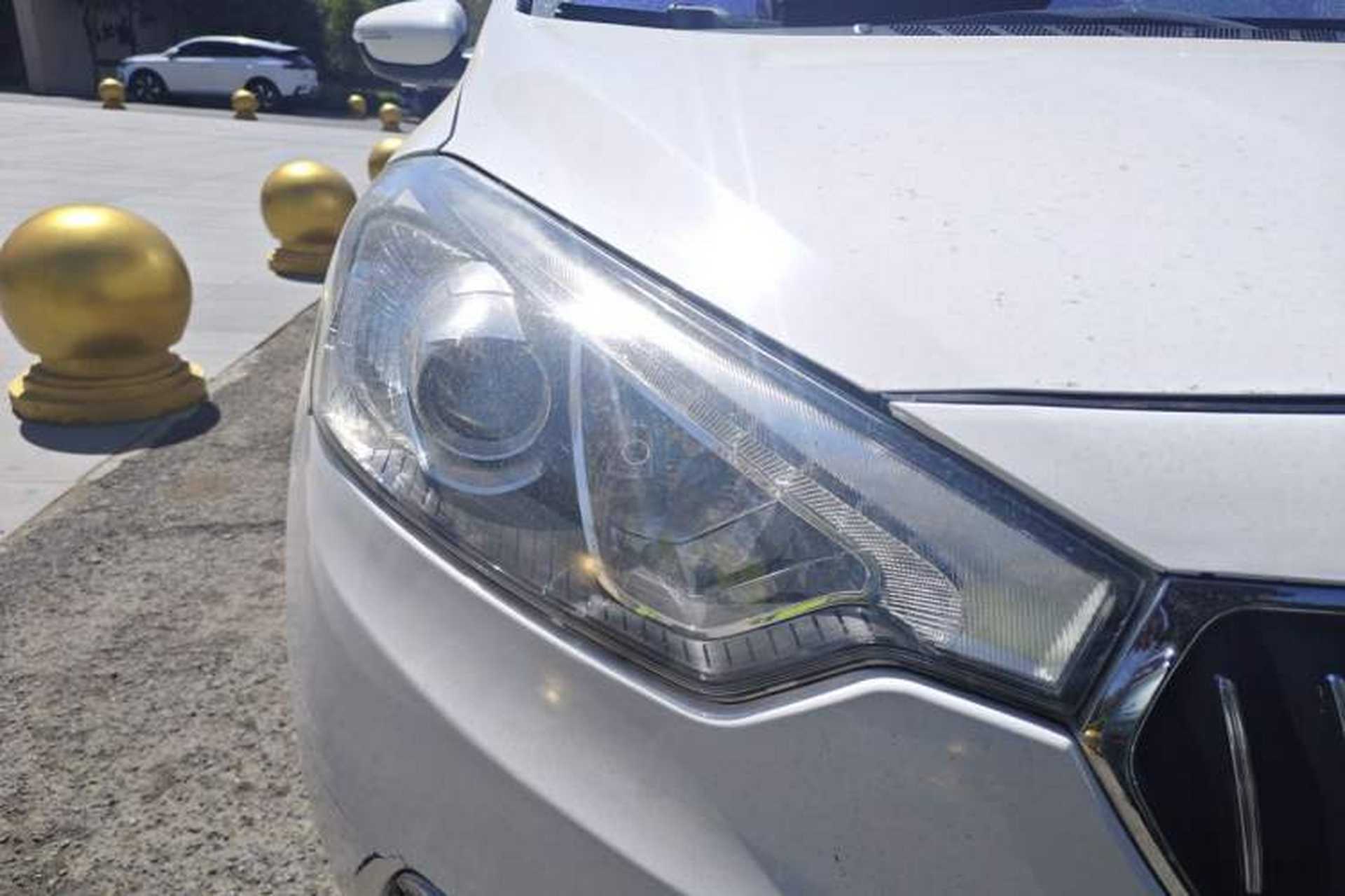 Used Kia K3 2013 1.6L Automatic GLS Right Front Headlight
