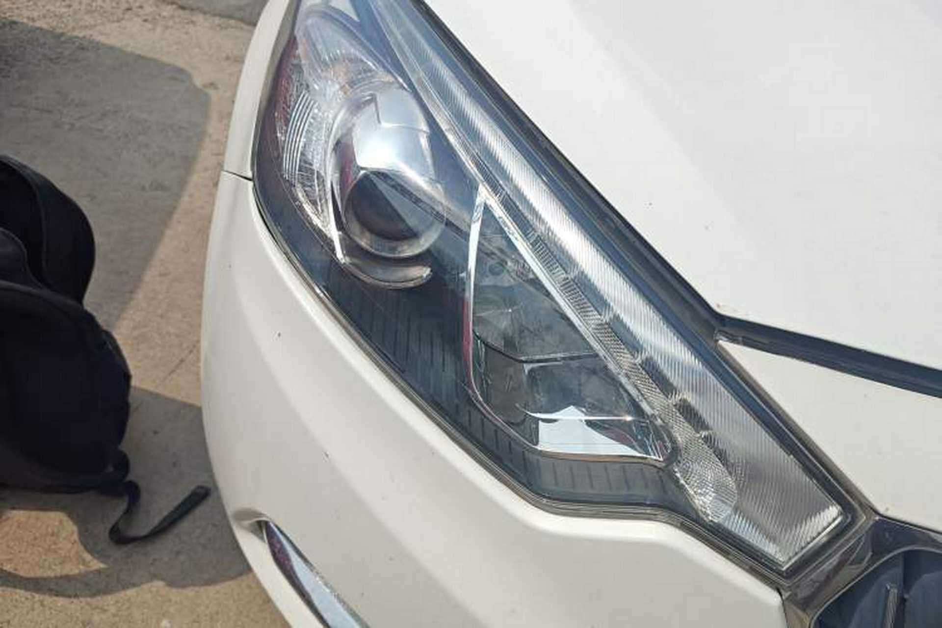Used Kia K3 2013 1.6L Automatic GLS Right Front Headlight