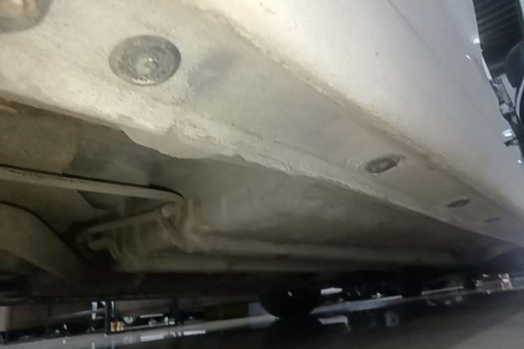 Used Kia K3 2013 1.6L Automatic DLX Right Side Sill