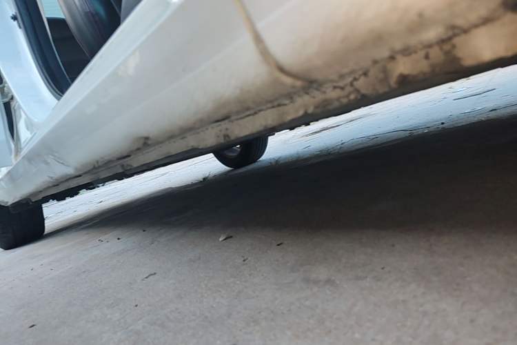 Used Kia K3 2013 1.6L Automatic GL Right Side Sill